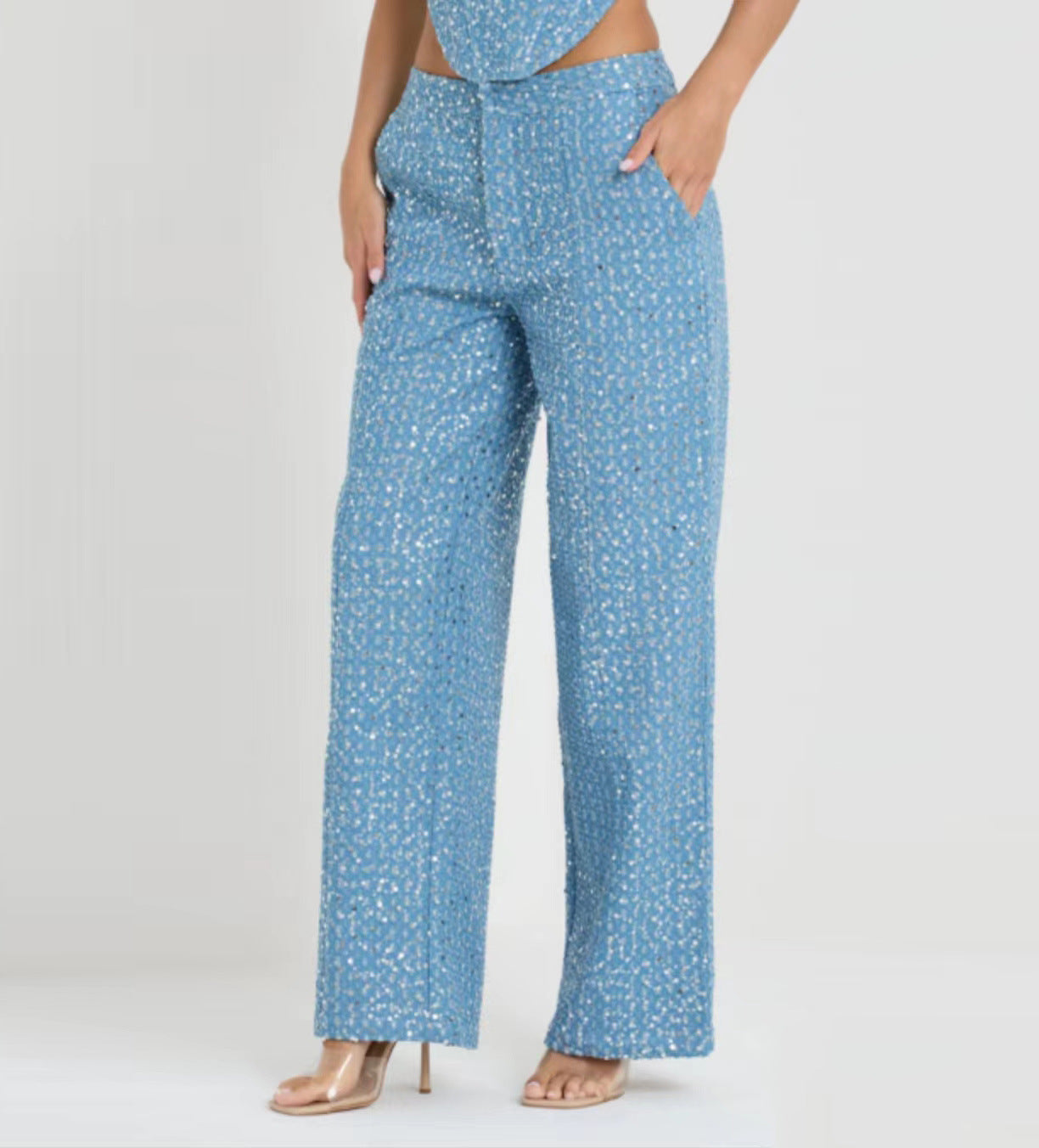Traje de traje con pantalones anchos y top de tubo con lentejuelas de mezclilla