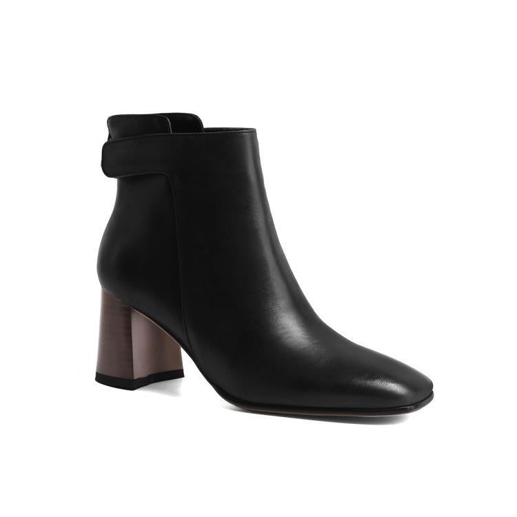 Stiefeletten aus Leder mit quadratischer Zehenpartie