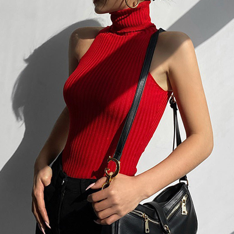 Top de mujer con cuello alto sin mangas