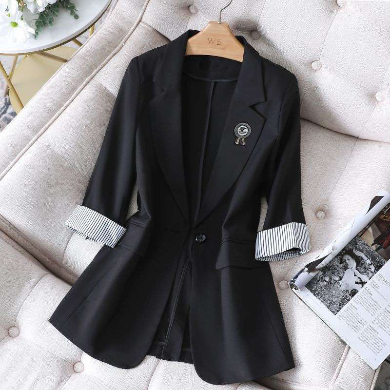 Leichte Anzugjacke mit Dreiviertelärmeln und Bündchen