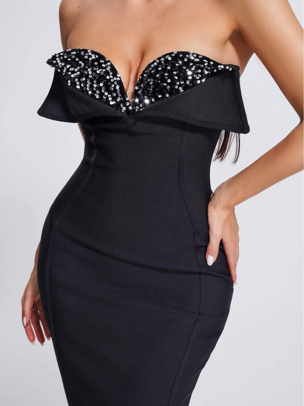 Aria Sequined Strapless Black Bandage Dress