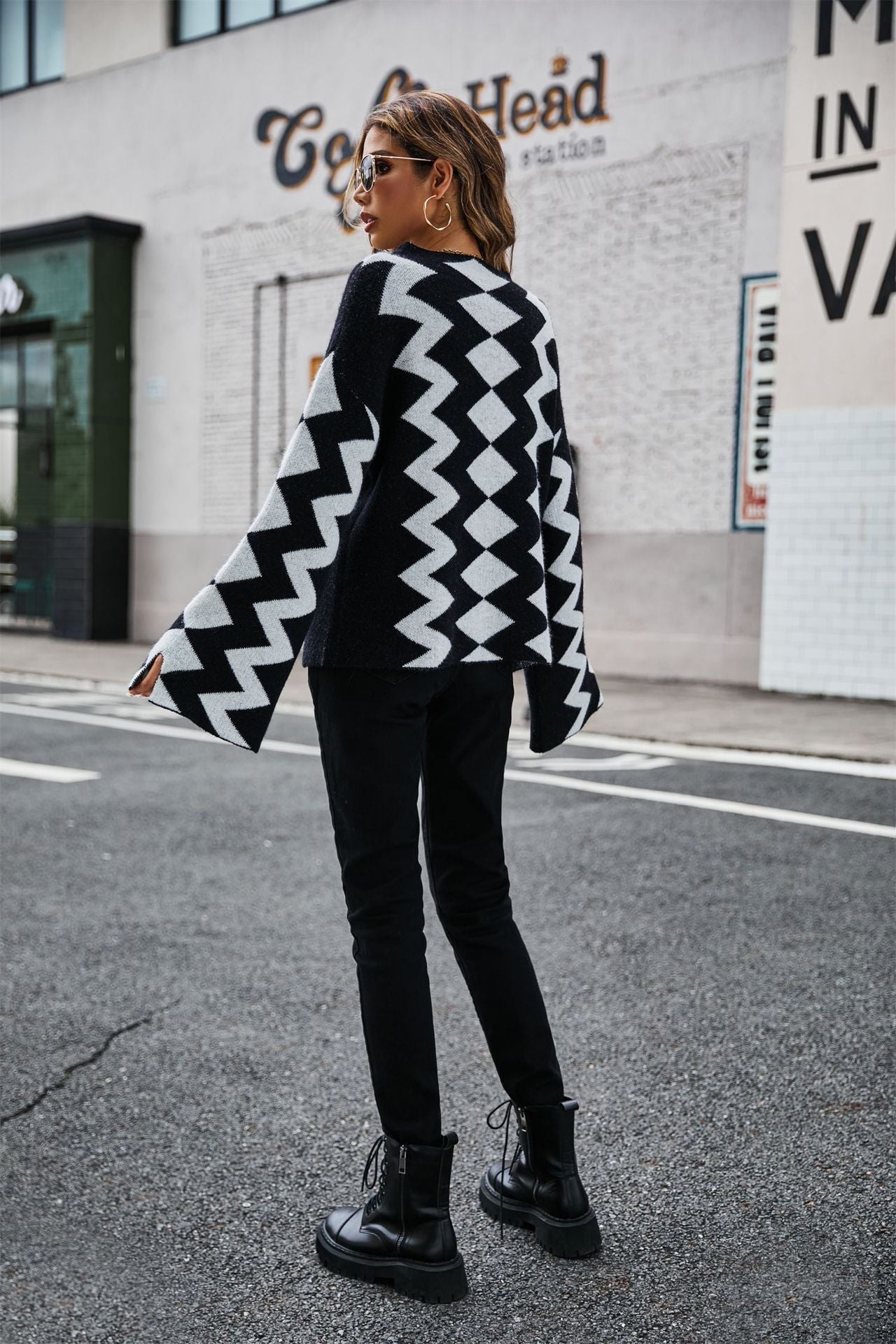 Women's Zag Stitched Sweater