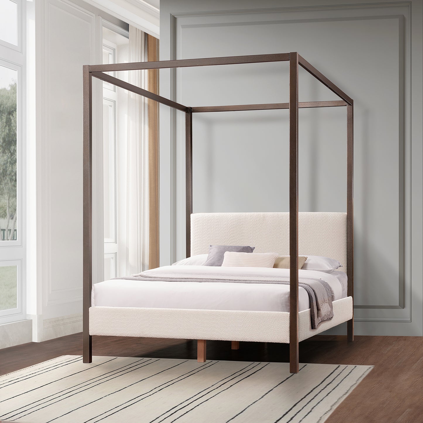 Queensize-Himmelbett aus Metall und Bouclé, Perlweiß