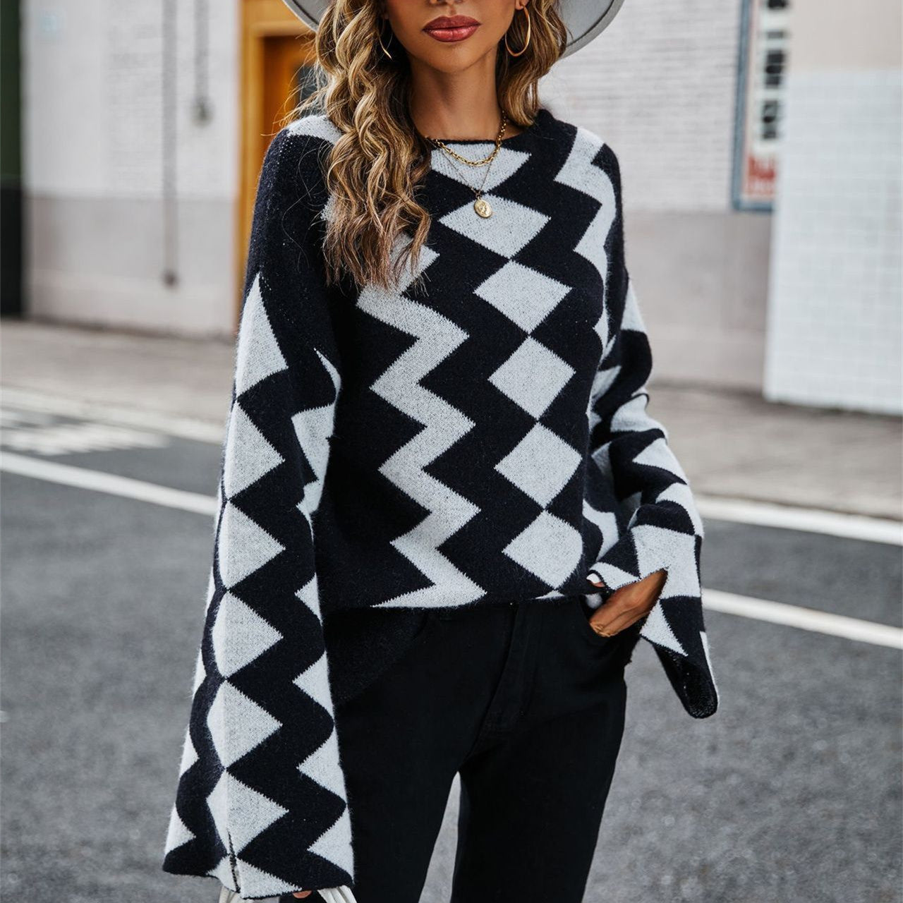 Women's Zag Stitched Sweater