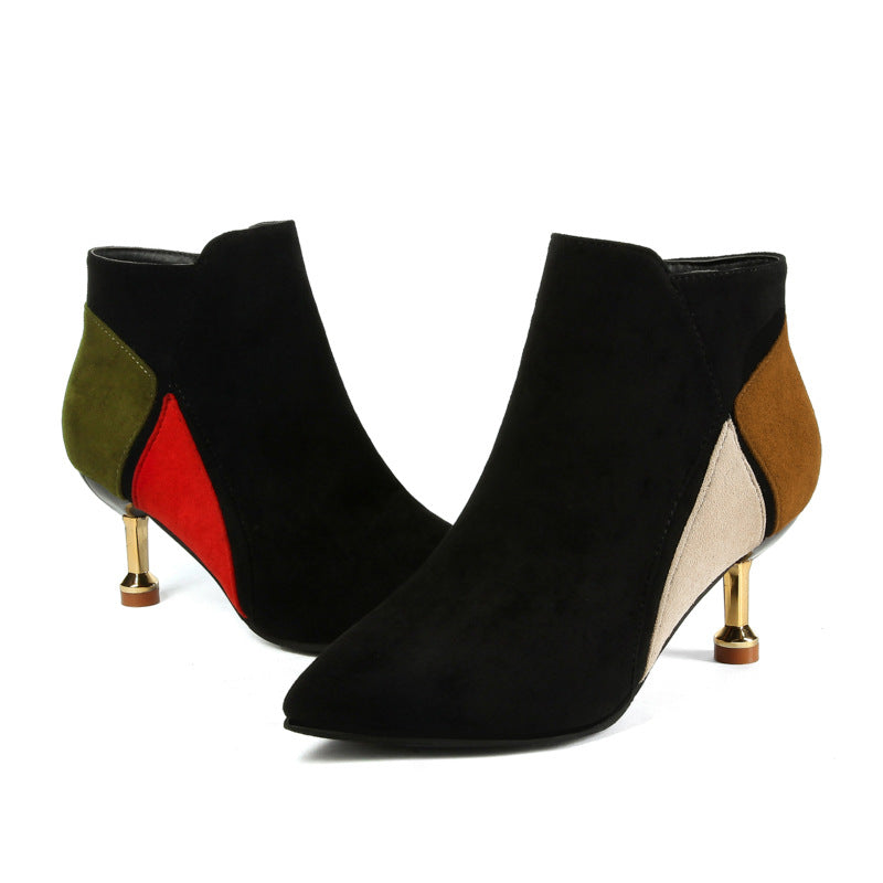 Stiefel mit spitzer Zehenpartie im Farbblockdesign