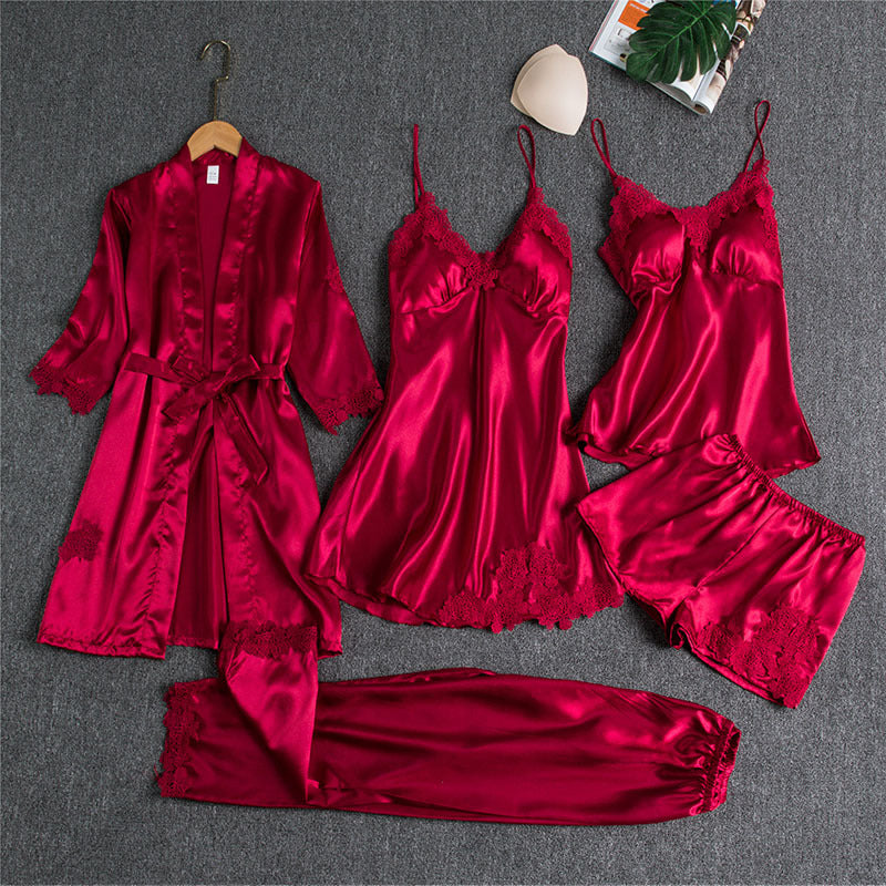 Conjunto de pijama sedoso de cinco piezas