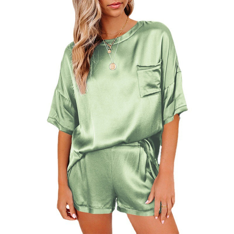 Conjunto de pijama de camisa de manga corta y pantalones cortos de satén sedoso