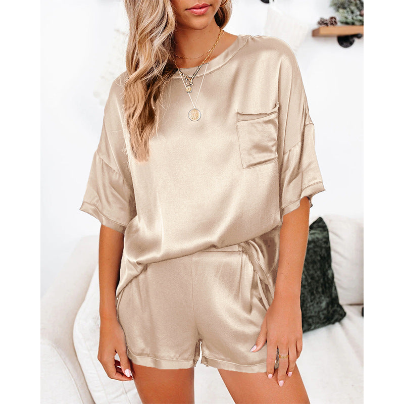 Conjunto de pijama de camisa de manga corta y pantalones cortos de satén sedoso