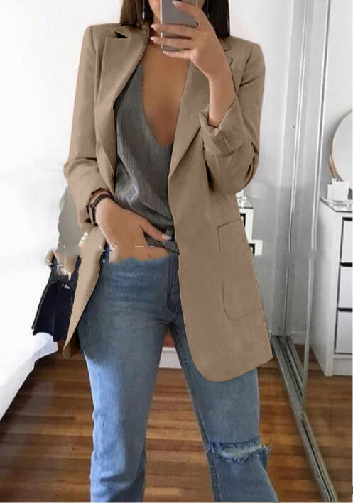 Revers-Blazer in mittlerer Oberschenkellänge