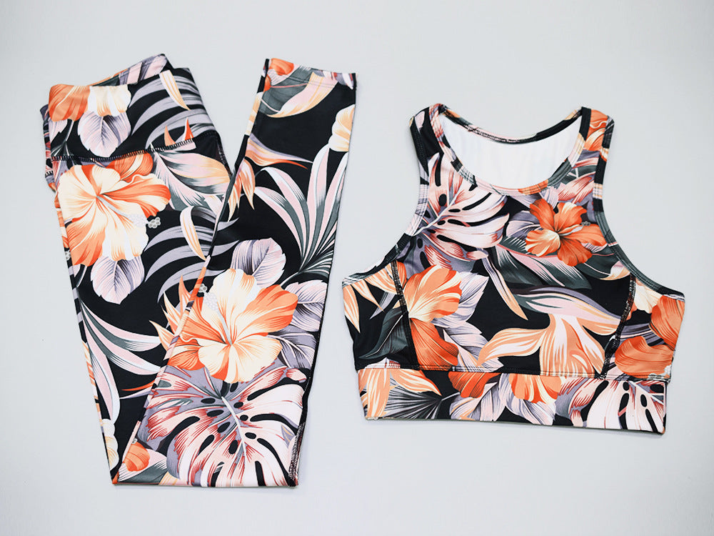 Ropa deportiva con estampado floral para mujer