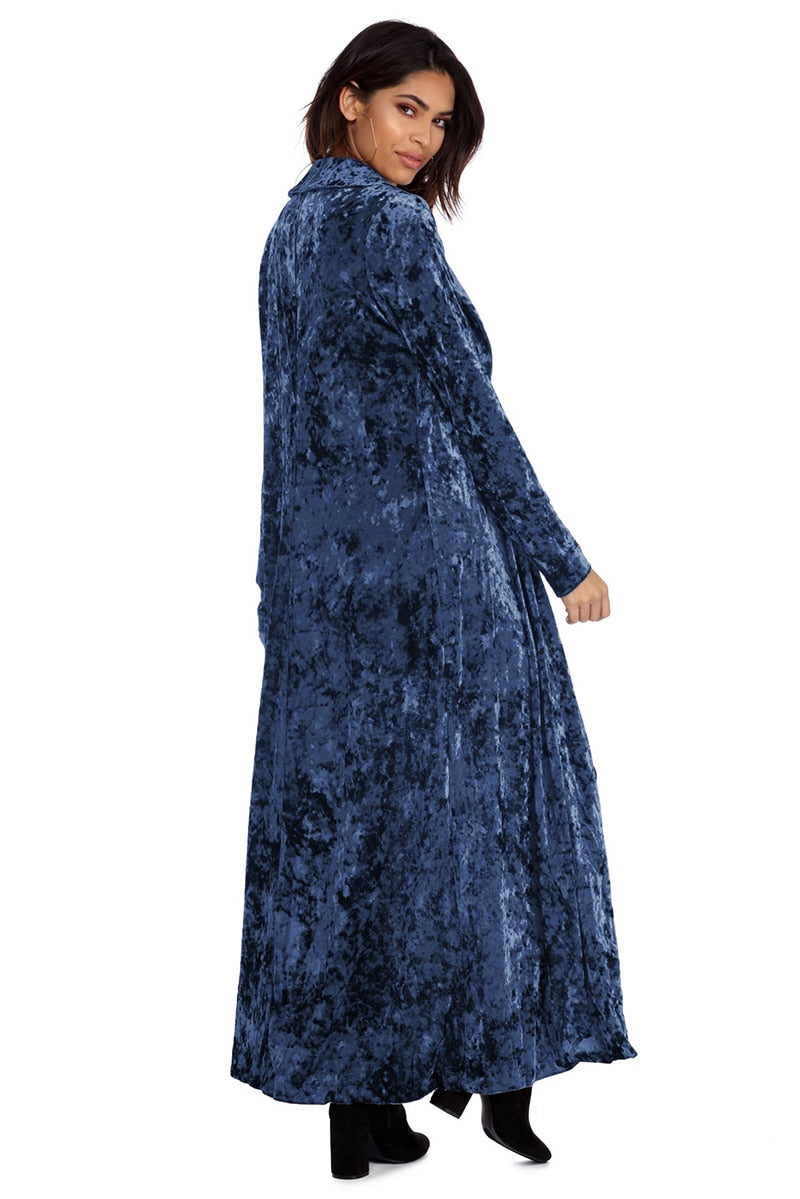 Langer Cardigan-Mantelpullover aus Samt