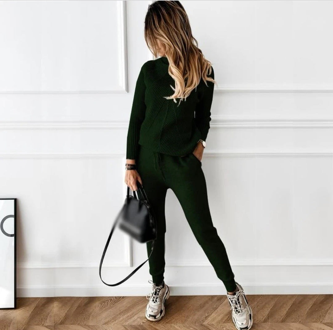 Turtleneck 2-Piece Sweater Suit Set