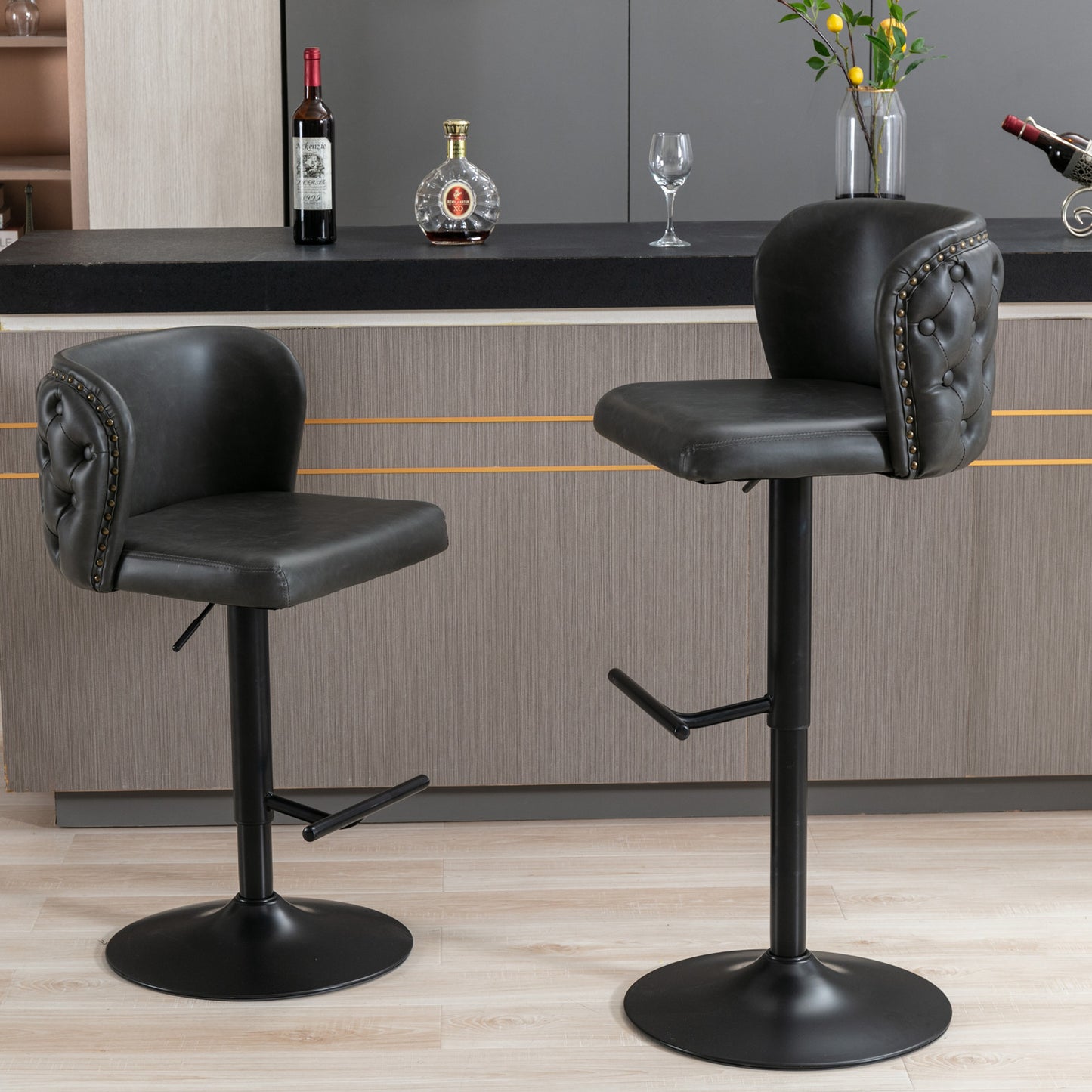 A&A Furniture, anthrazitgraue, mit veganem Leder gepolsterte, drehbare Barhocker (2er-Set)