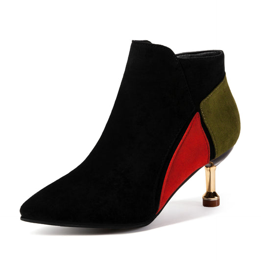 Stiefel mit spitzer Zehenpartie im Farbblockdesign