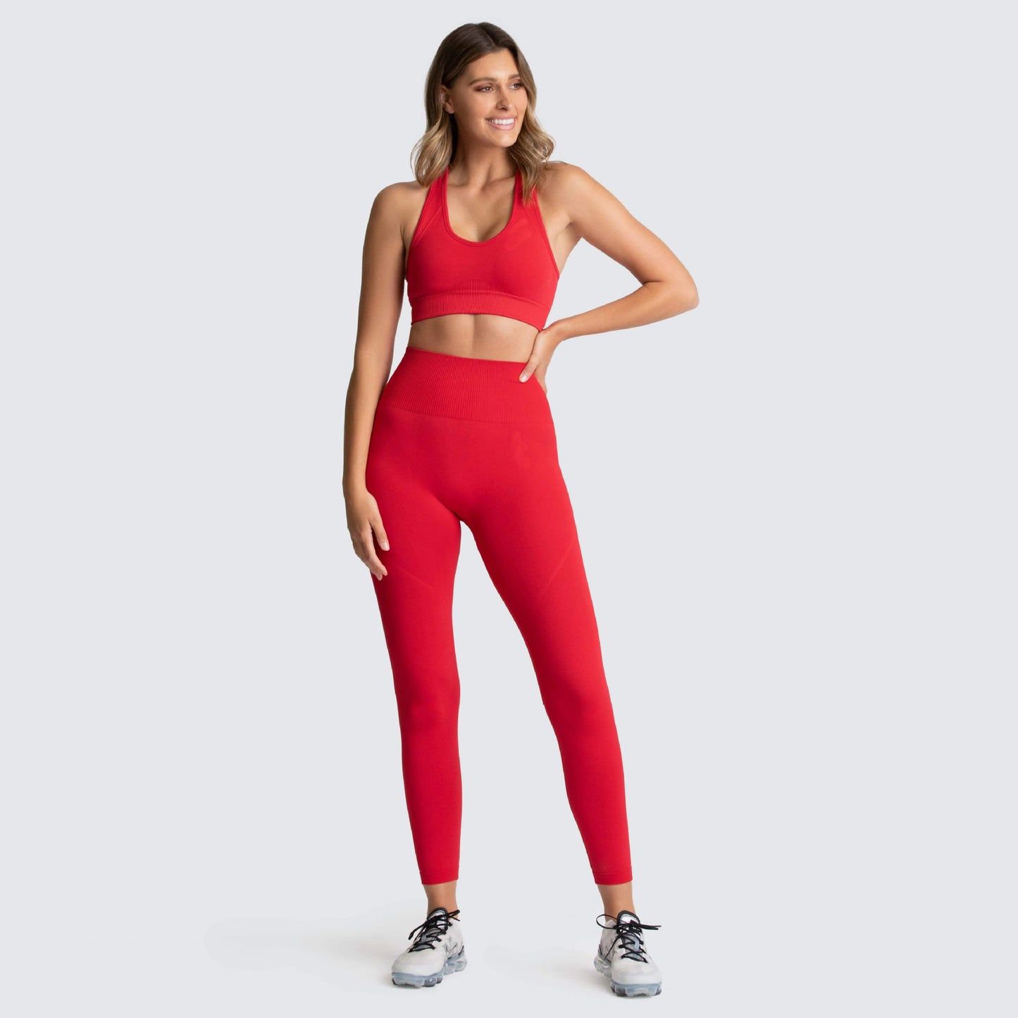 Conjunto deportivo de nailon para mujer