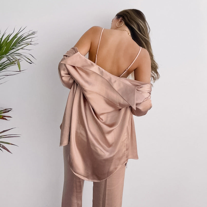 Conjunto de pijama de mujer sedoso de tres piezas