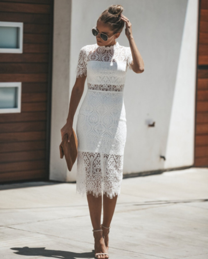 Vestido de dama de encaje