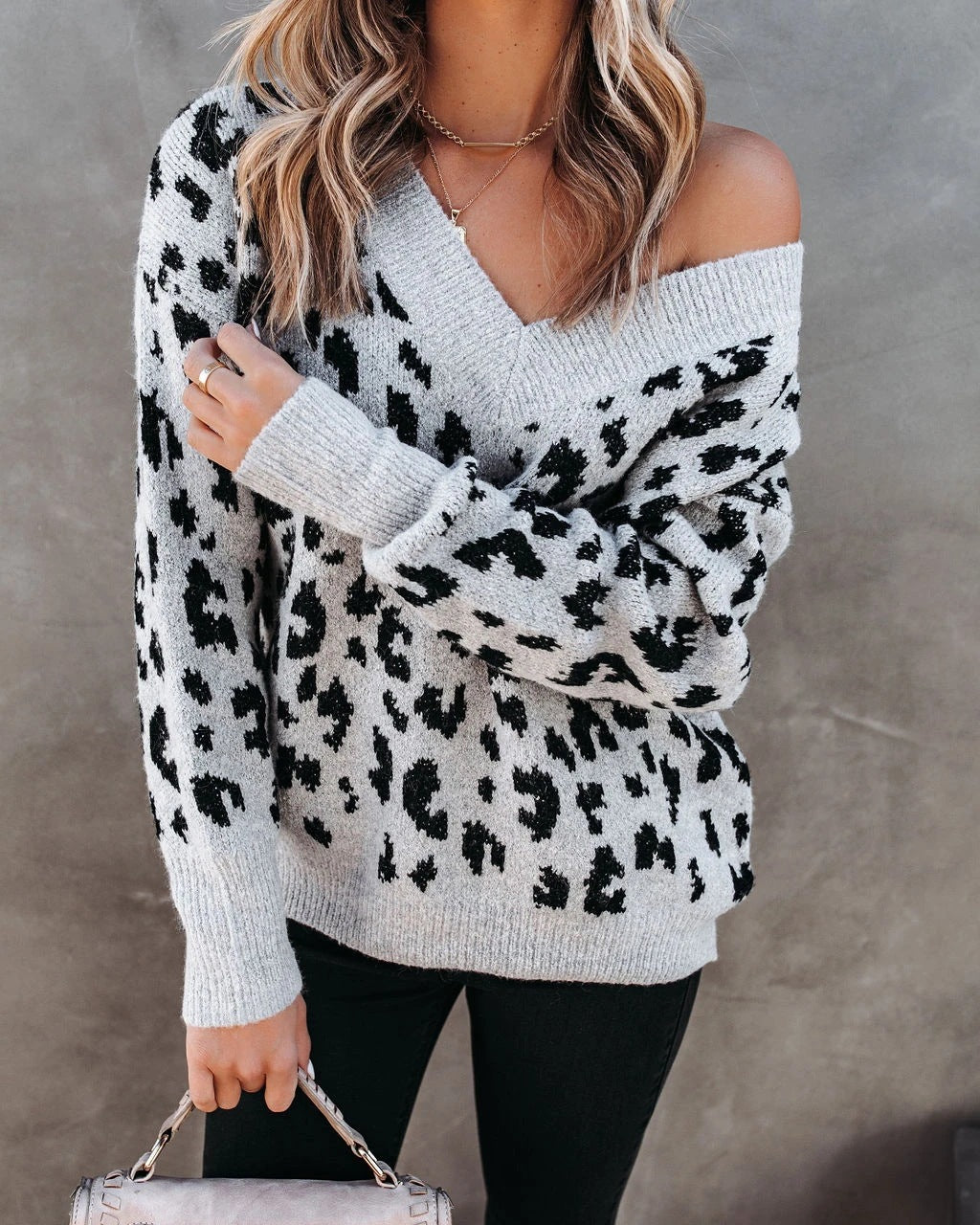 Women's V-neck Leopard Print Sweater
