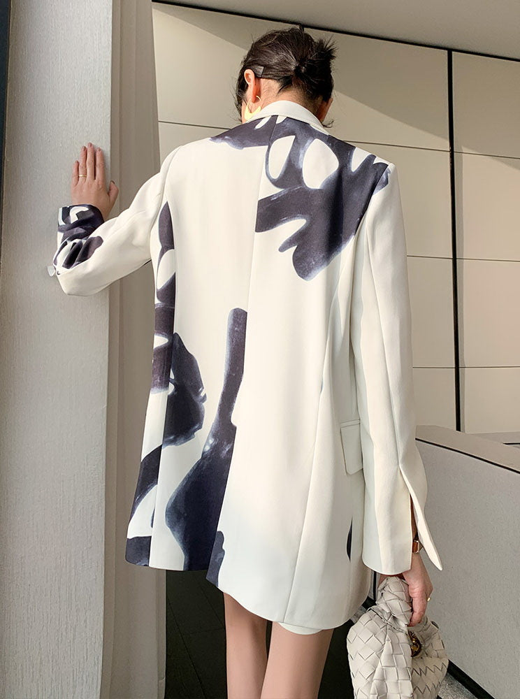 Fashion Blazer & Shorts Two-piece Suit