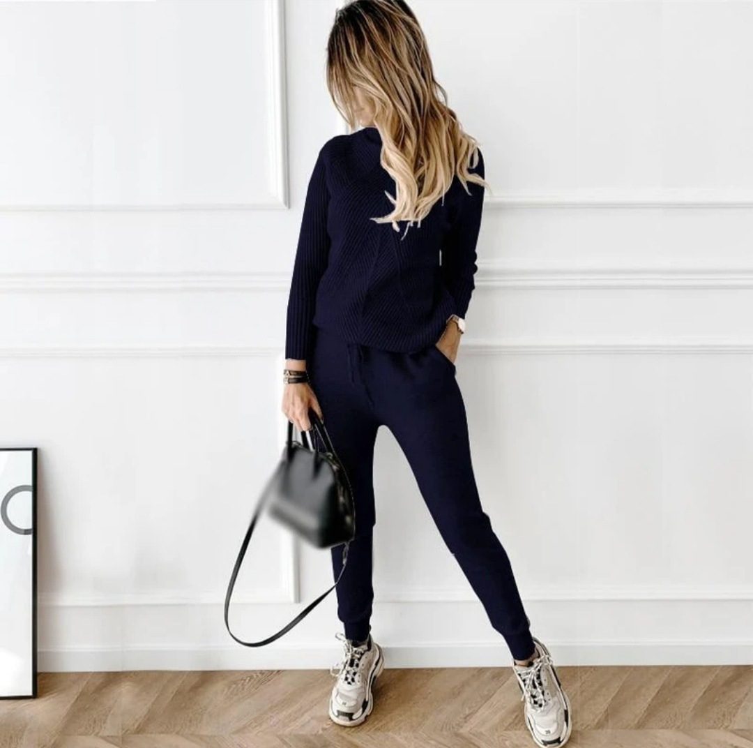 Turtleneck 2-Piece Sweater Suit Set