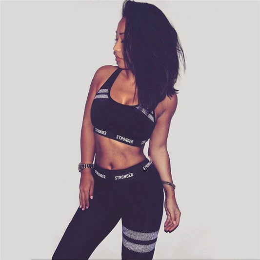 Conjunto de ropa deportiva más fuerte