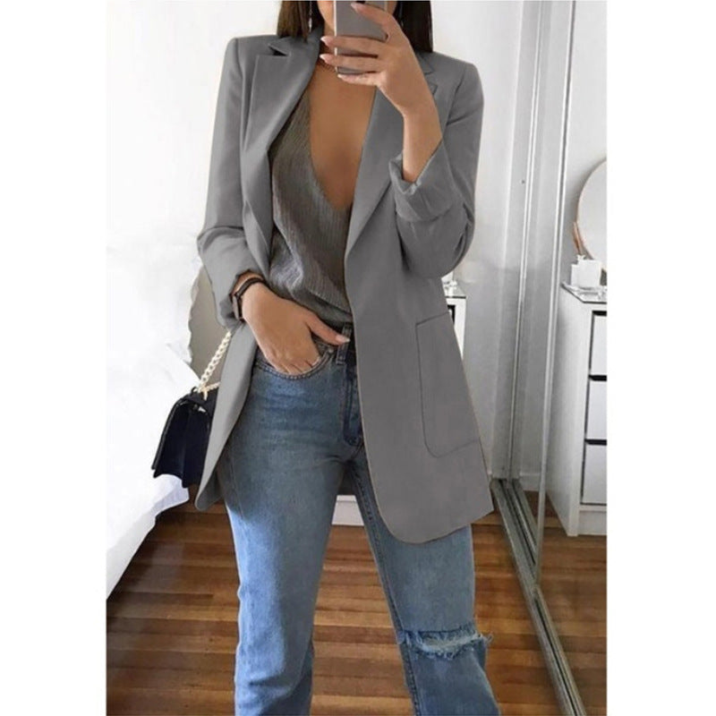 Revers-Blazer in mittlerer Oberschenkellänge