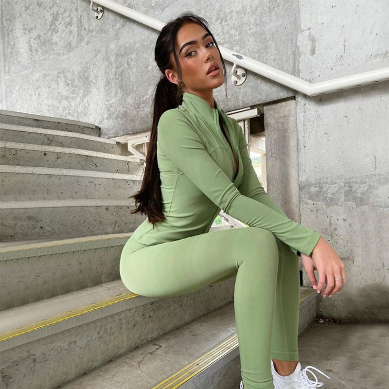 Conjunto de ropa deportiva deportiva con chaqueta y medias con cremallera