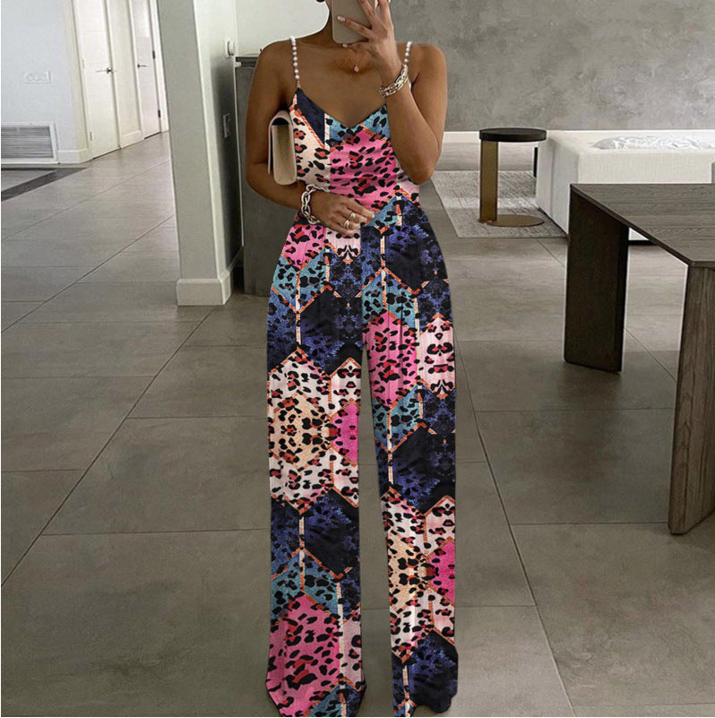 Jumpsuit mit weitem Bein und Perlenriemen