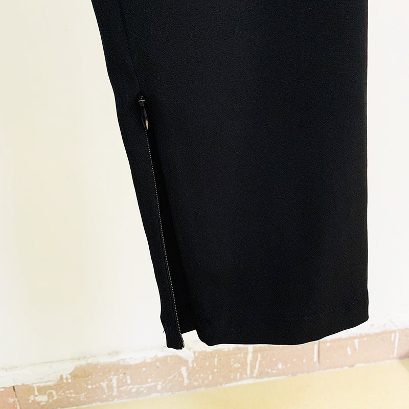 Schwarz-weißer Damen-Anzug aus Mesh-Mittelteil mit Korsett und Revers