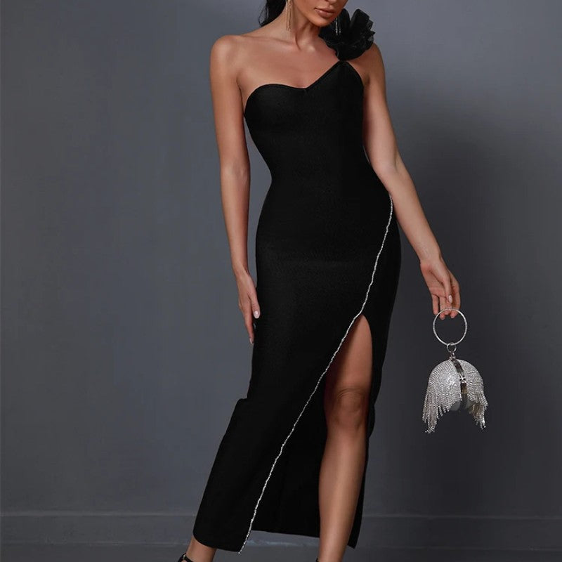 Alexa Asymmetrisches schwarzes Kleid