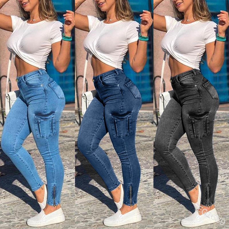 Relaxed Pocket Women's Jeans